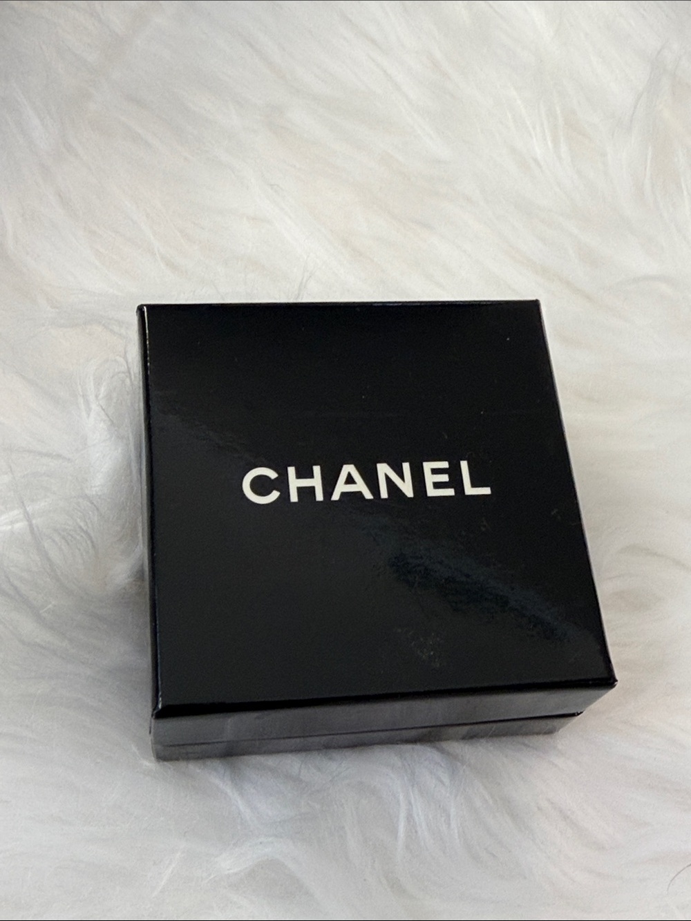 Chanel Gold-Tone CC Button Earrings
Authentic ✨ - Picture 8 of 8